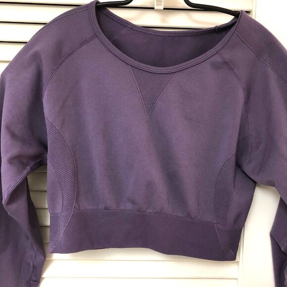 Yoga Workout Dance Crop Top Shorts Set Women‎ M Purple Knit Long Sleeves Keyhole - Picture 3 of 9